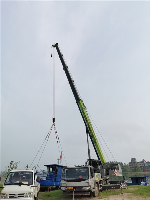 那坡县桥梁建设吊装案例